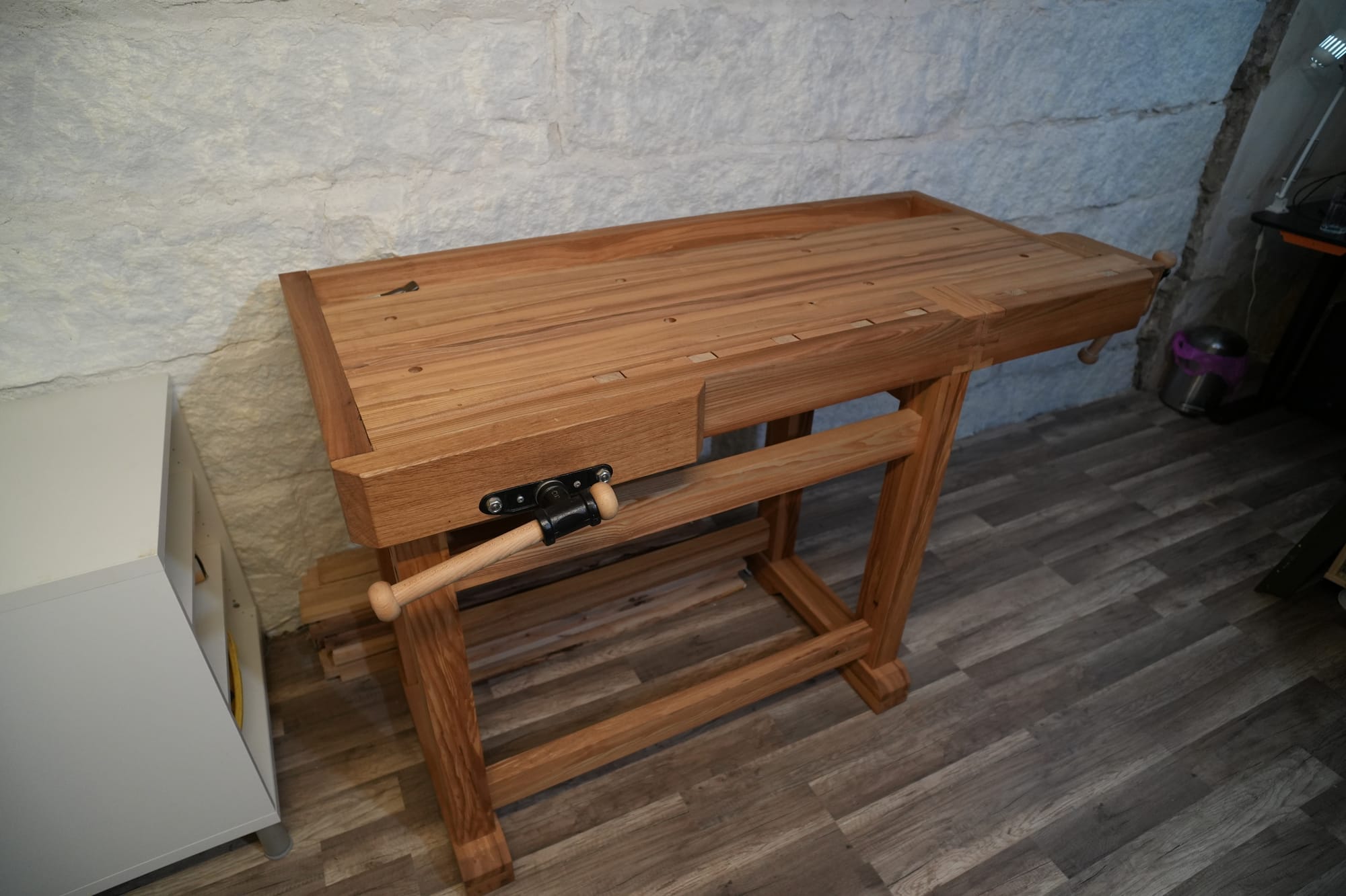 Picture of the finished workbench